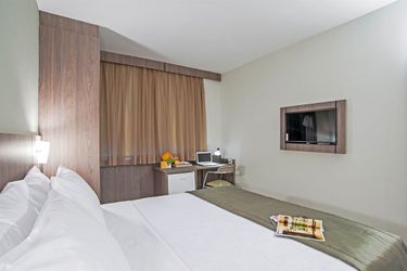 Slim Hotel Curitiba Av Das Torres Curitiba: Photo 