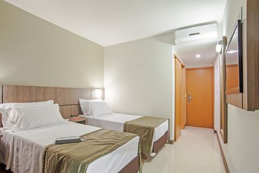 Slim Hotel Curitiba Av Das Torres Curitiba: Photo 