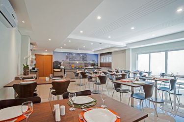 Slim Hotel Curitiba Av Das Torres Curitiba: Photo 