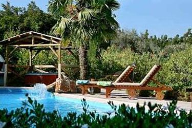 Hotel Z&x Holiday Villas:  CYPRUS