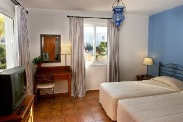Hotel Aliathon Holiday Village:  CYPRUS