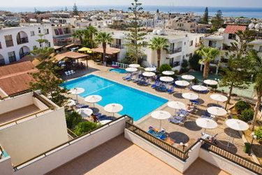 Christabelle Hotel Apartments:  CYPRUS