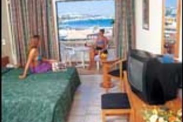 Hotel Limanaki Beach:  CYPRUS