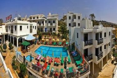 Takkas Hotel Apartments:  CYPRUS