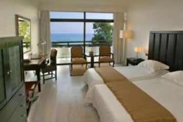 Hotel Grecian Bay:  CYPRUS