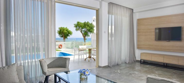 Hotel Pernera Beach:  CYPRUS