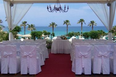 Sunrise Beach Hotel:  CYPRUS