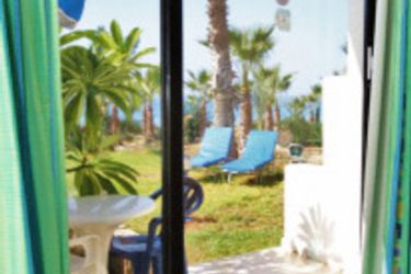 Helios Bay Hotel Apts:  CYPRUS