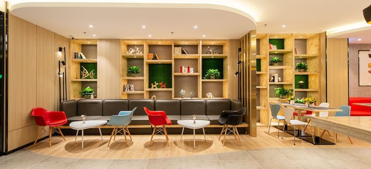 Hotel Ibis Dalian Xinghai Park Dalian: Foto 