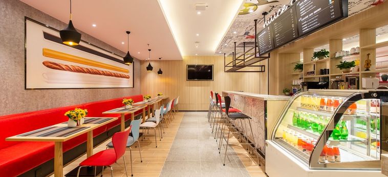 Hotel Ibis Dalian Xinghai Park Dalian: Foto 