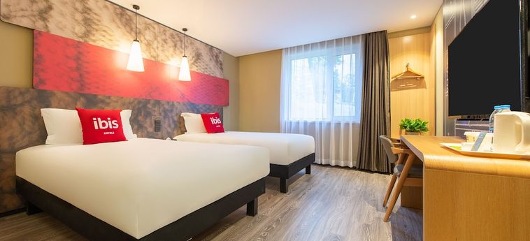 Hotel Ibis Dalian Xinghai Park Dalian: Foto 