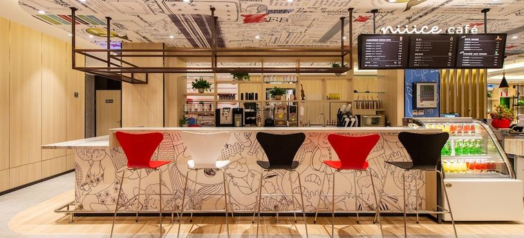 Hotel Ibis Dalian Xinghai Park Dalian: Foto 