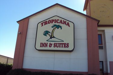 Hotel Tropicana Inn And Suites:  DALLAS (TX)