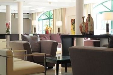 Hotel Doubletree By Hilton Dar Es:  DAR ES SALAAM
