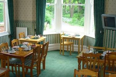 Harewood Lodge Guest House:  DARLINGTON