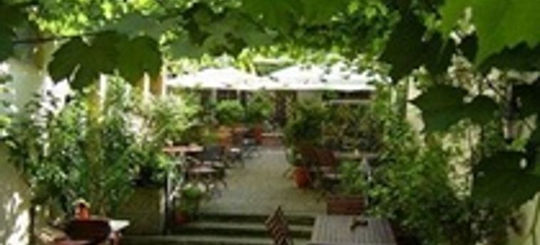 Hotel Restaurant Bockshaut:  DARMSTADT
