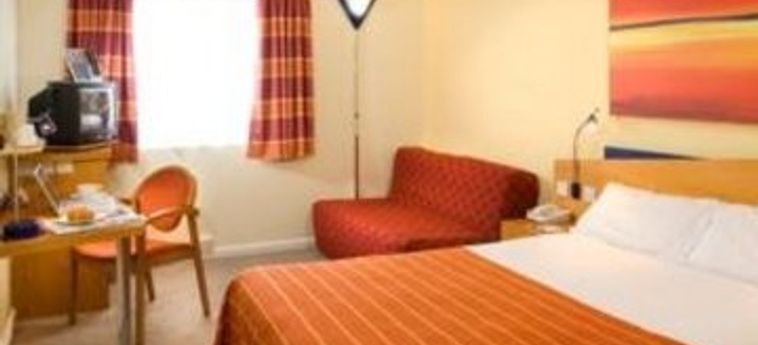 Hotel Exp Holiday Inn Dartfordbridge:  DARTFORD