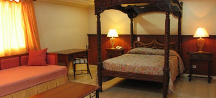 Hotel Crown Regency Residences Davao:  DAVAO CITY