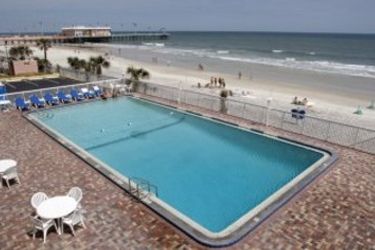 Hotel Comfort Inn & Suites Daytona Beach Oceanfront:  DAYTONA BEACH (FL)