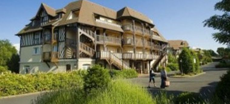 Hotel Pierre & Vacances La Residence Du Golf:  DEAUVILLE