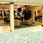 HOLIDAY INN EXPRESS & SUITES DELAFIELD 2 Stars