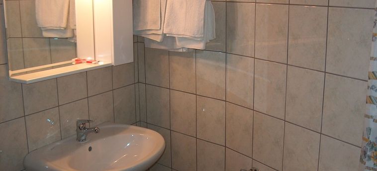 Hotel Chrissa Camping Rooms &Amp; Bungalows Delfi: Foto 