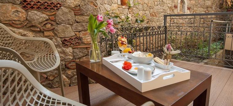 Fedriades Hotel :  DELPHI