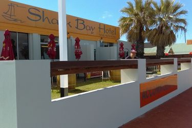 Hotel Shark Bay:  DENHAM