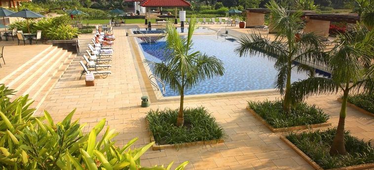 Hotel Radisson Blu Dhaka Water Garden:  DHAKA