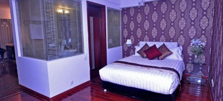 Contemporary Heights Hotel Bangladesh:  DHAKA