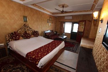 Welcomheritage Grace Hotel:  DHARAMSHALA