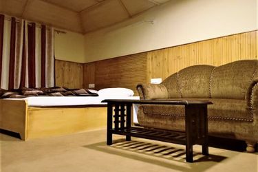 Hotel Triund Camps Riverside Resort Dharamshala: Photo 