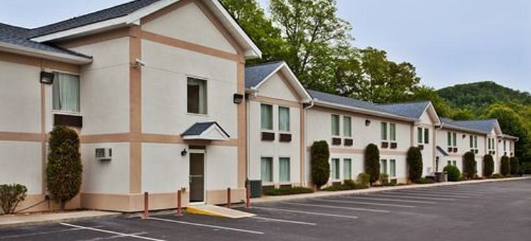 Hotel Holiday Inn Express:  DILLARD (GA)