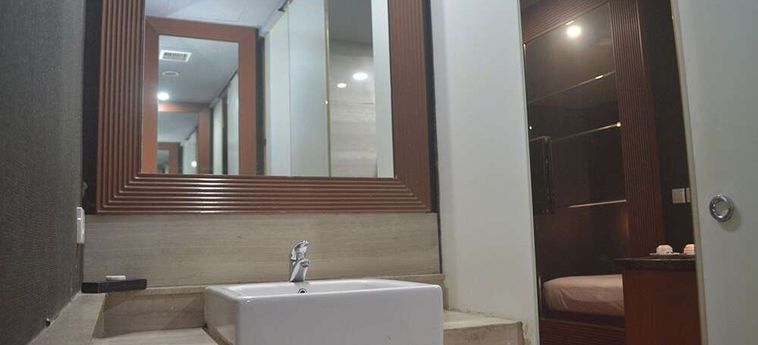 108 Hotel By Him Djakarta : Photo 