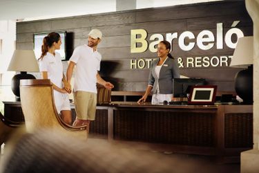 Hotel Barcelo Bavaro Palace Deluxe:  DOMINICAN REPUBLIC