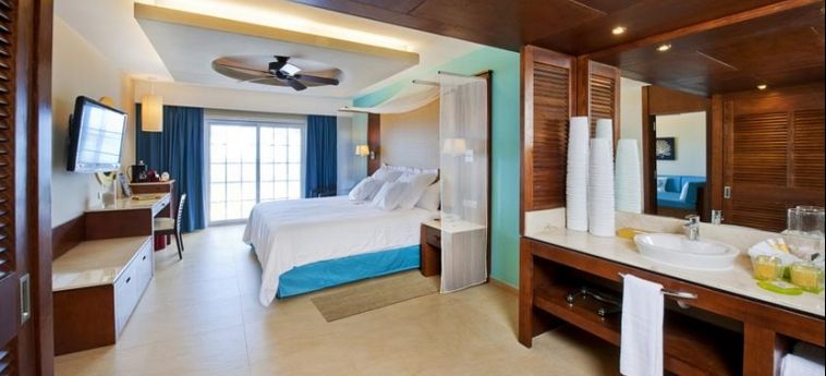 Hotel Barcelo Bavaro Beach - Adults Only:  DOMINIKANISCHE REPUBLIK