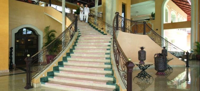 Hotel Majestic Colonial Punta Cana:  DOMINIKANISCHE REPUBLIK