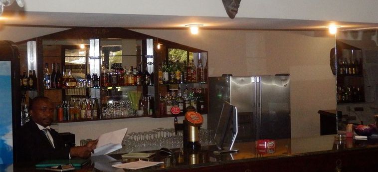 Hotel Vallee Des Princes Douala: Foto 