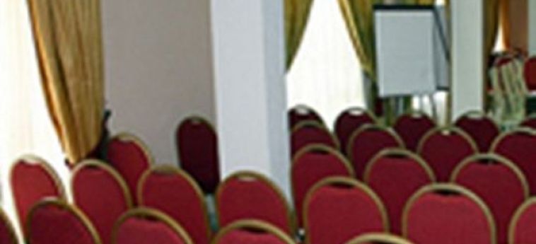 Serena Palace Hotel:  DOUALA