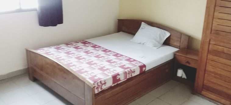 Hotel Hôtel La Cachette Des Copains:  DOUALA