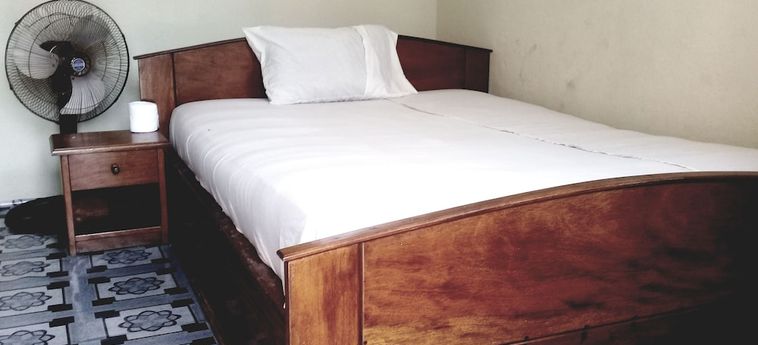 Hotel Hôtel La Cachette Des Copains:  DOUALA