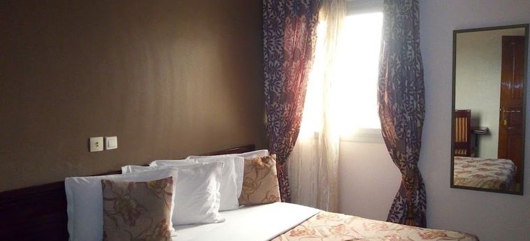 Hotel Vallée Des Rois Douala: Foto 