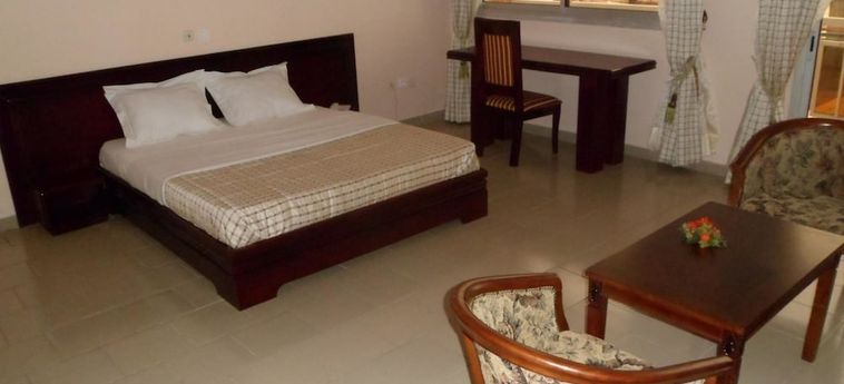 Hotel Vallée Des Rois:  DOUALA