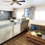 INTOWN SUITES EXTENDED STAY CHICAGO IL - DOWNERS GROVE 2 Stars