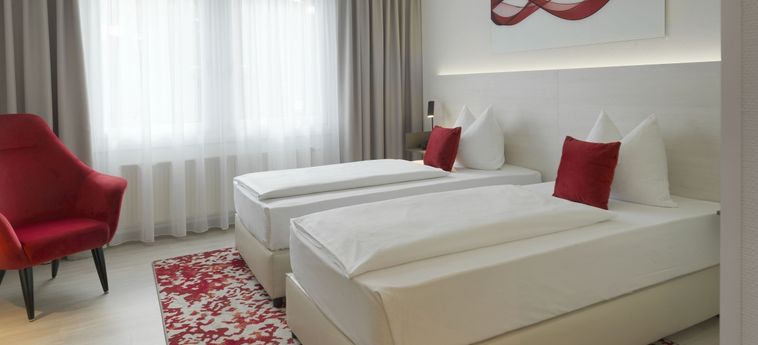 Hotel Ramada By Wyndham Dresden:  DRESDA