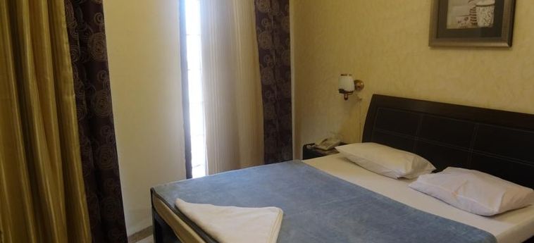 Hafez Hotel Apartment:  DUBAI