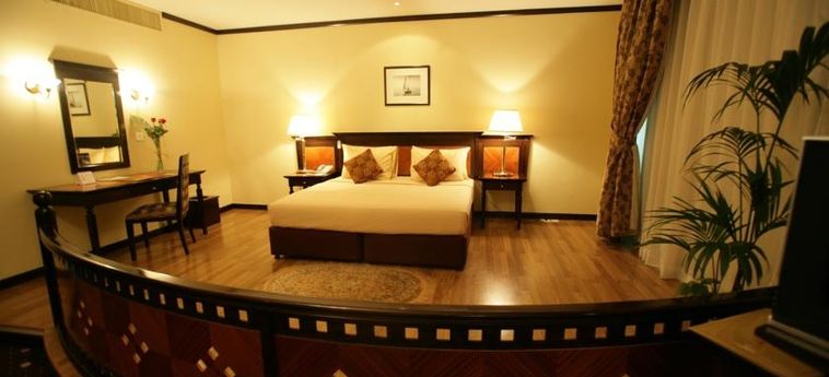 Rolla Suites Hotel:  DUBAI