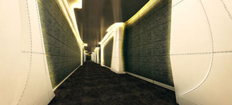 V Hotel Curio Collection By Hilton:  DUBAI