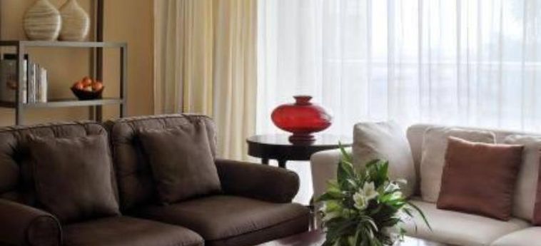Hotel Nuran Greens Serviced Residences:  DUBAI