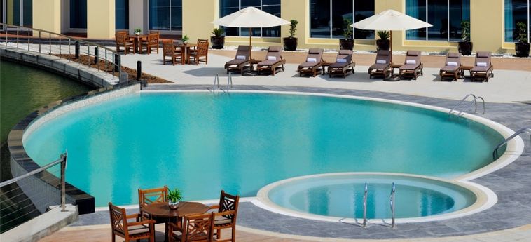 Copthorne Lakeview Hotel:  DUBAI